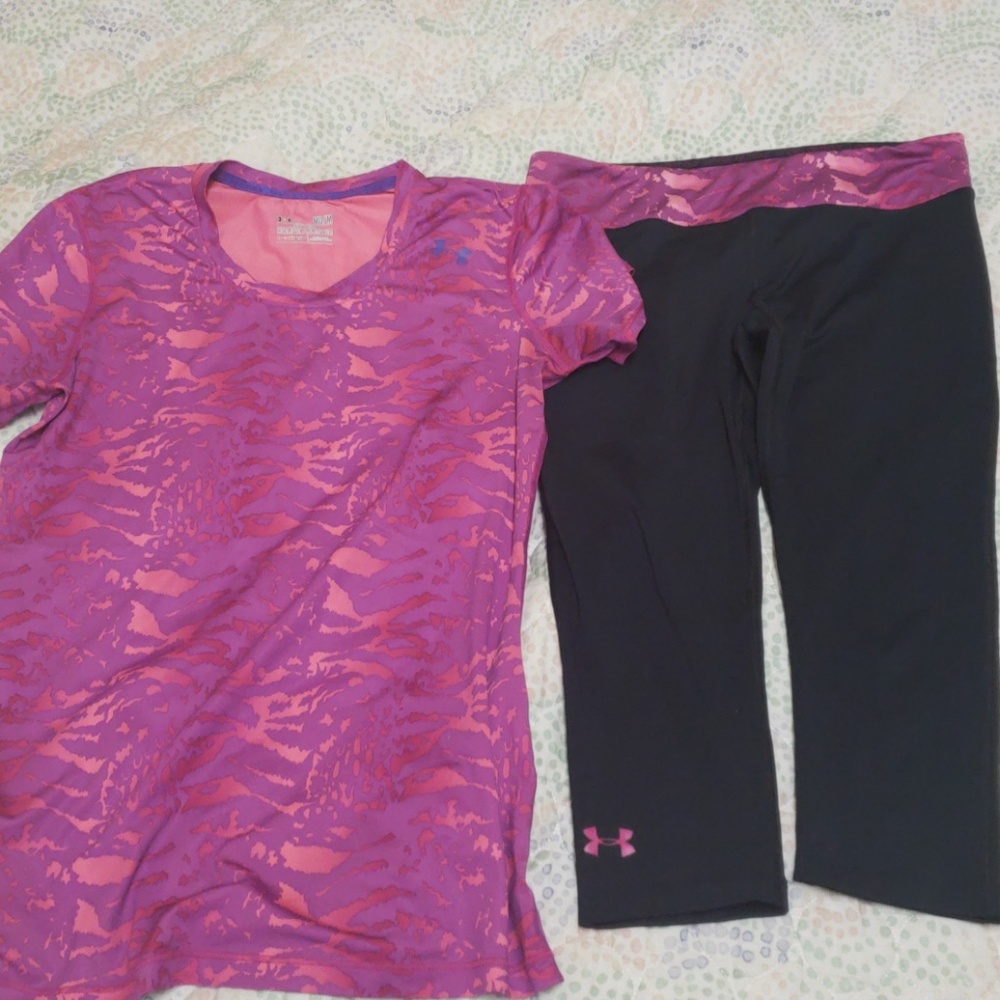 Under Armour Heat Gear Womens Med  Crew & Capri